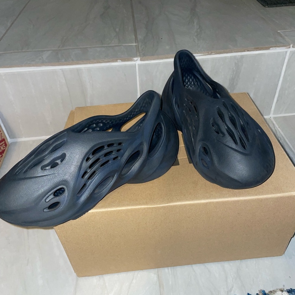 Yeezy Adidas size 4 foam runner